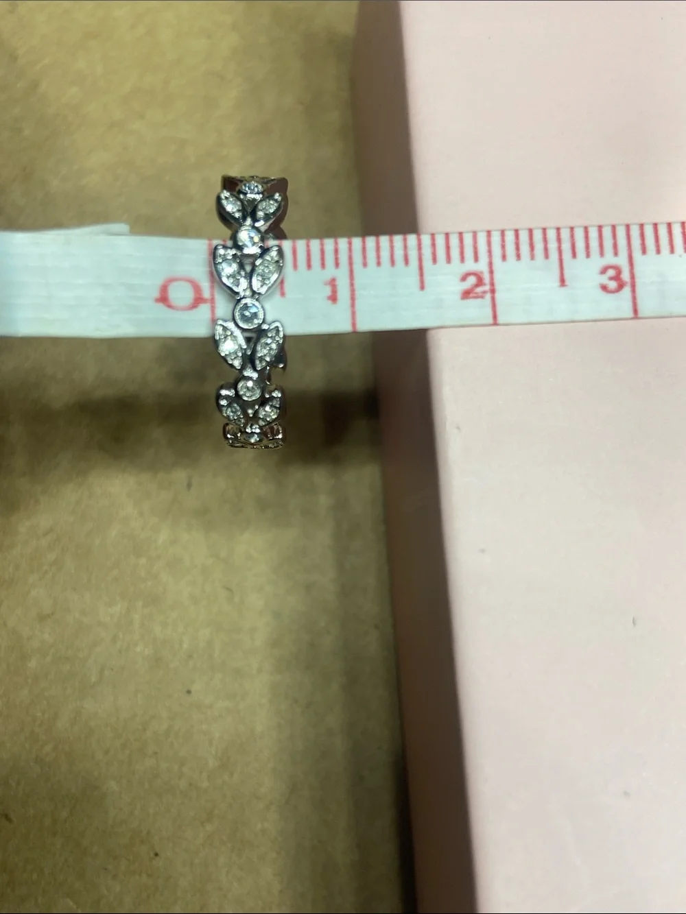 Sterling Silver Leaf Halo Band with Cubic Zirconias - Size 8